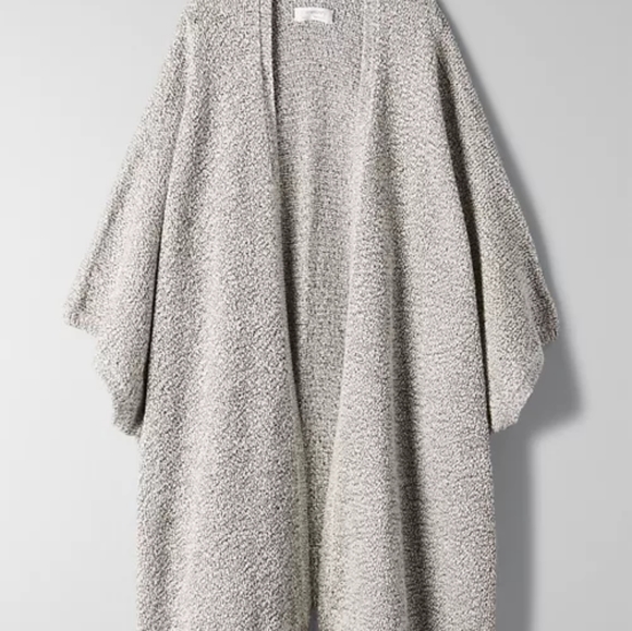 Aritzia Ionic Cape - Picture 1 of 6